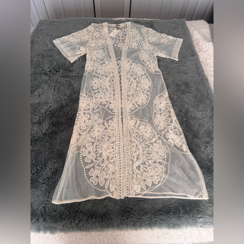 Solitaire Swim Ivory Lace Kimono CoverUp NWT - Picture 8 of 9